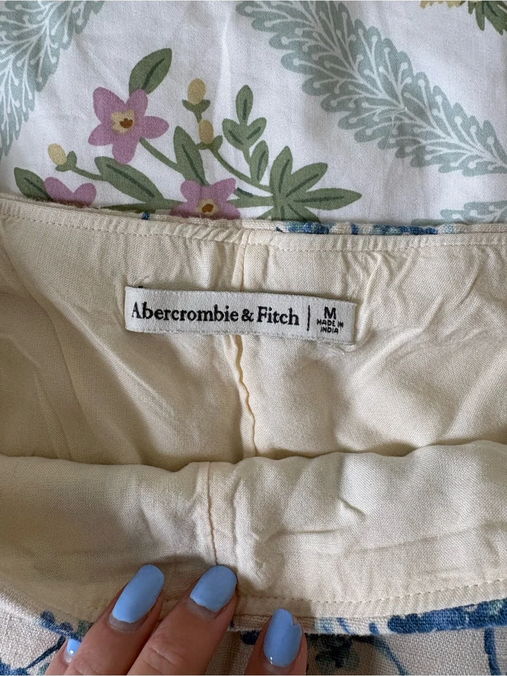 Abercrombie & Fitch worn few
